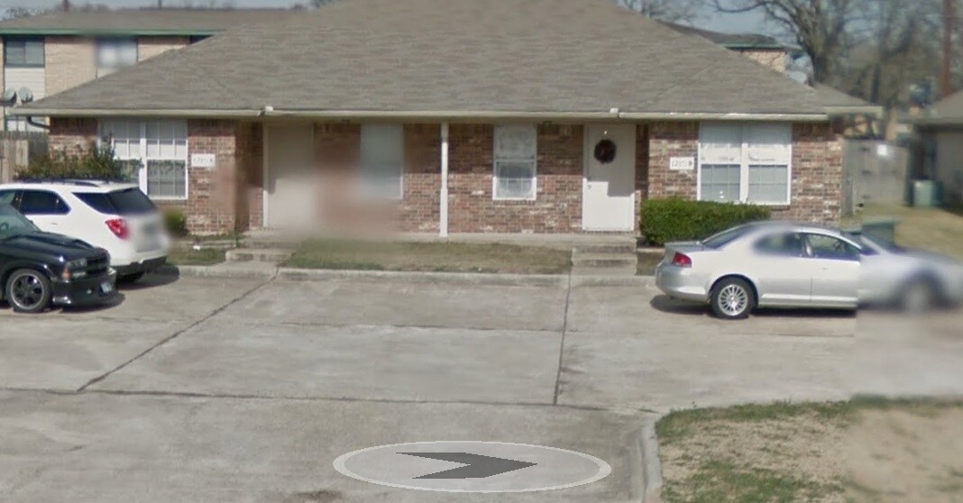 Building Photo - 1210 webhollow Cir