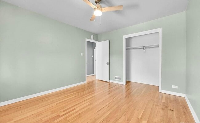 Building Photo - 3818 W 25th Ave