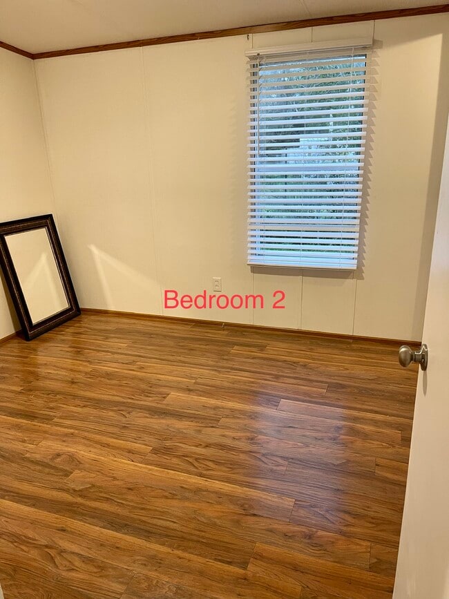 Building Photo - 310 Co Rd 109