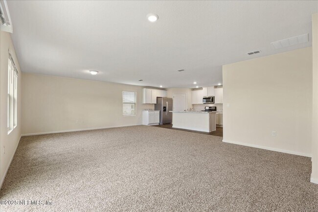 Building Photo - 158 Albacete Rd