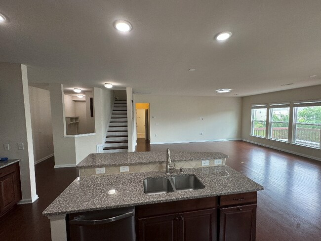 Building Photo - 925 Lemster Lane