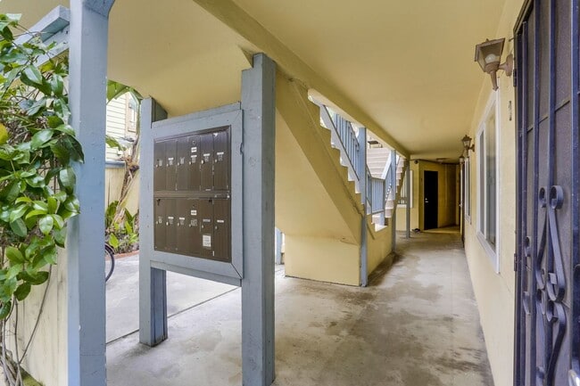 Building Photo - 50% OFF FIRST MONTH! Studio in Pacific Beach Apartment Community
