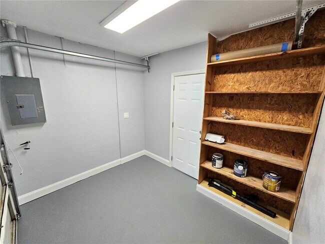 Building Photo - 2668 Megan Ct