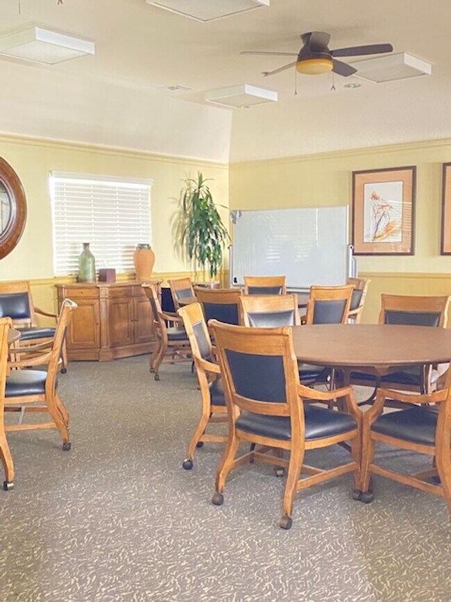 Building Photo - GOLF COURSE VIEW HOME AT THE COLONY - 55 P...