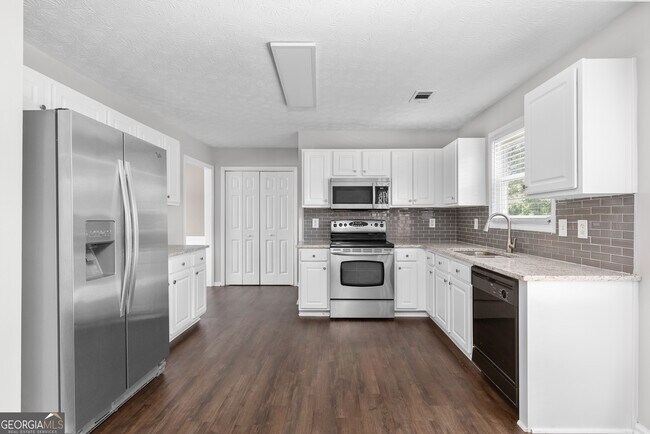 Building Photo - 1616 Amhearst Oaks Ct