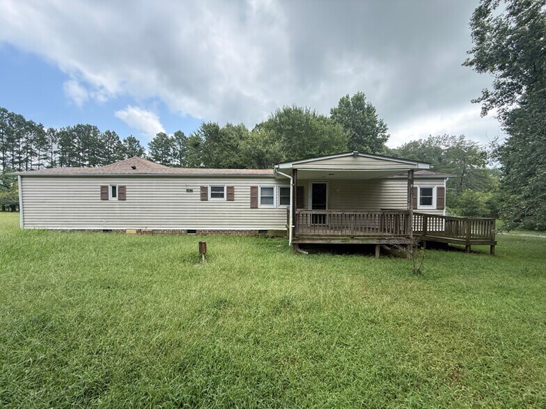 Primary Photo - 6266 Jim Pickett Rd