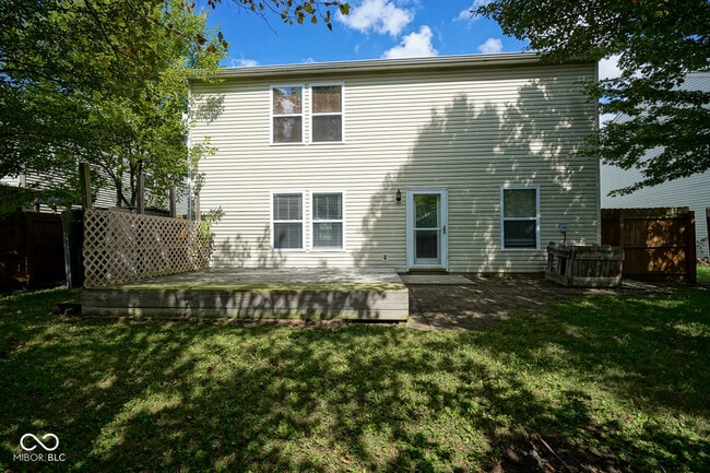 Building Photo - 10155 Holly Berry Cir