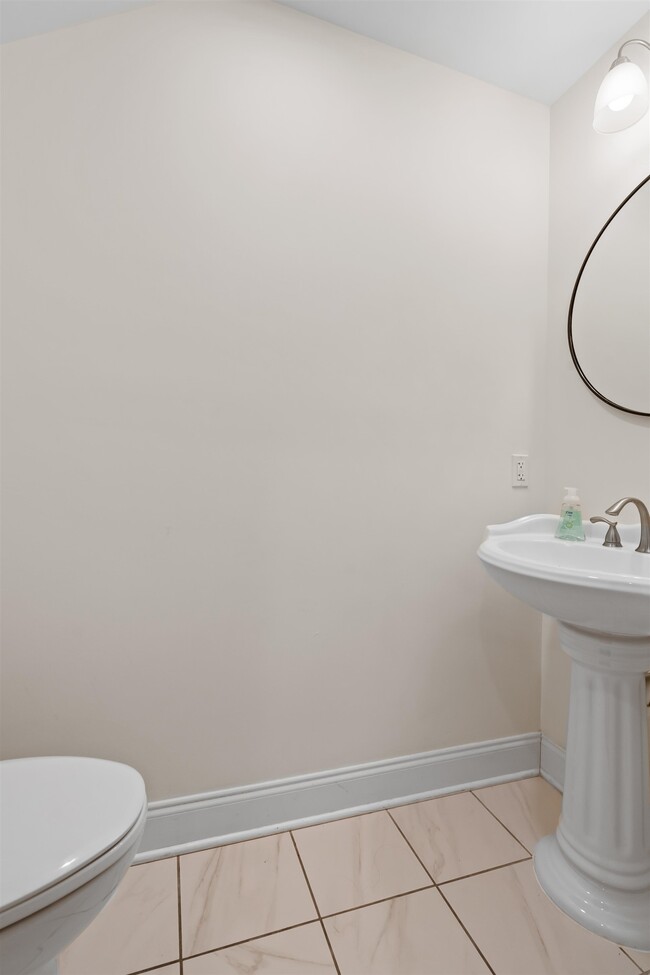 Building Photo - 36 Independence Way