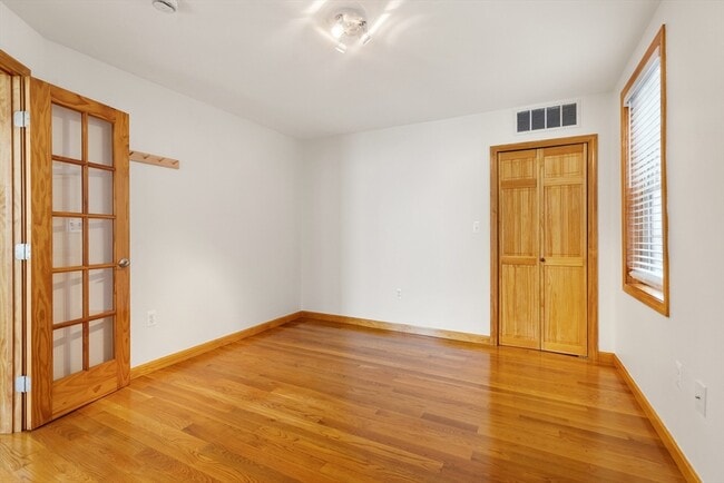 Building Photo - 609-611-611 Dorchester Ave