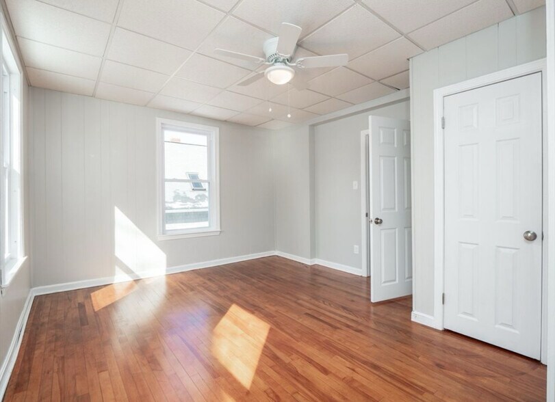 Building Photo - 95 Green Hill Pky
