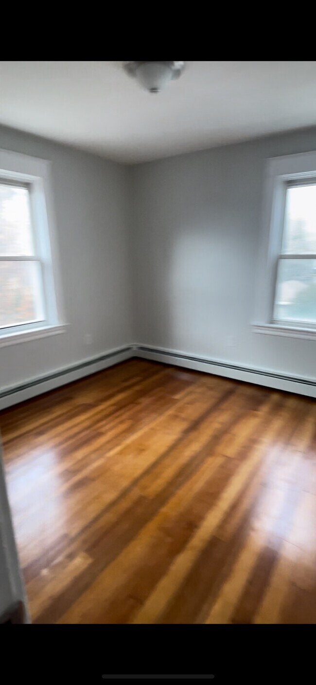 Building Photo - 316/318 Eaton St