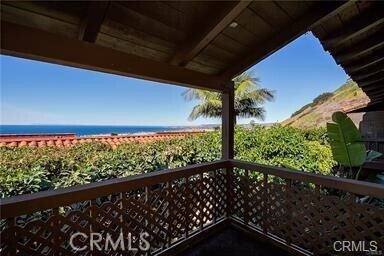 Building Photo - 214 Via Robina
