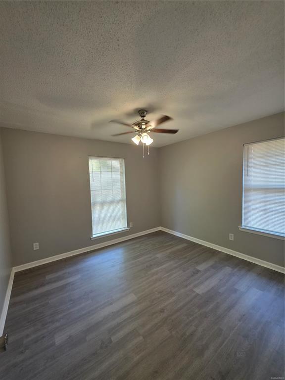 Building Photo - 744 Ledyard Pl