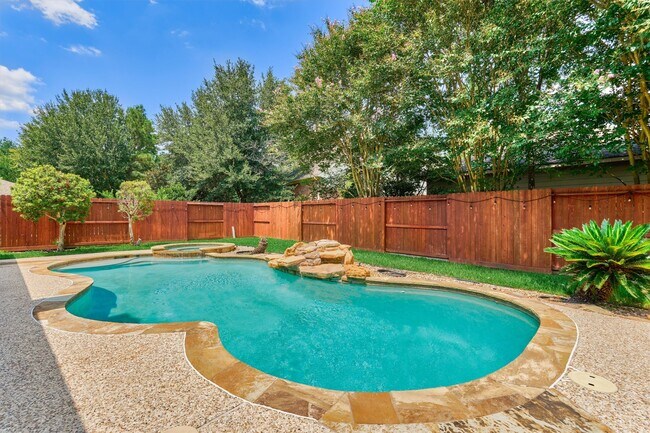 Building Photo - 30 Desert Rose Pl