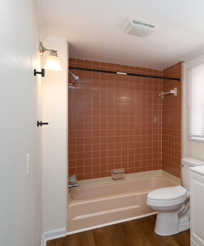 Building Photo - 1190 Blue Creek Rd