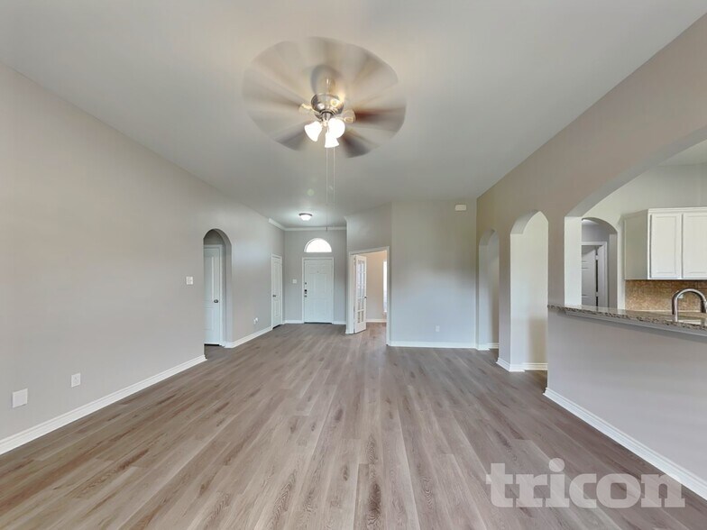 Building Photo - 6414 Quail Valley Dr