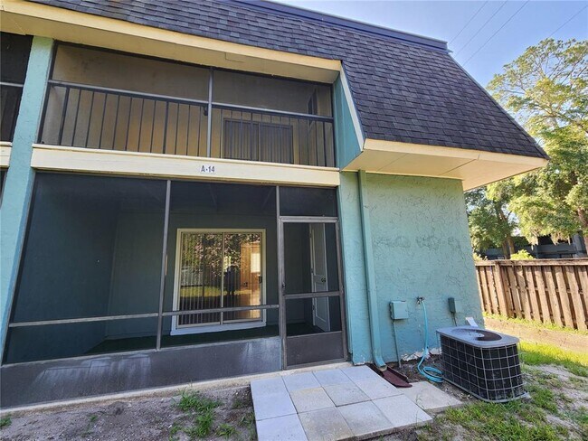 Building Photo - 501 SW 75th St