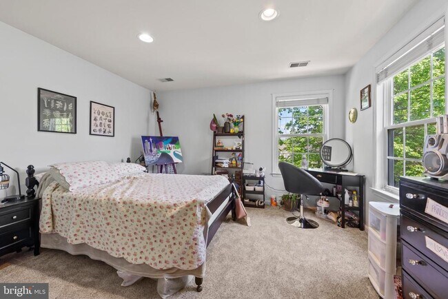 Building Photo - 43340 Wintersrun Ct