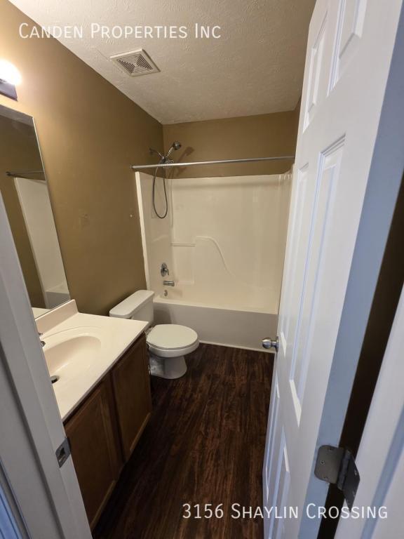 Building Photo - 3156 Shaylin Crossing