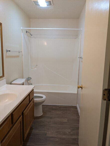 Warm bathroom - 3513 Tulane Drive Northeast