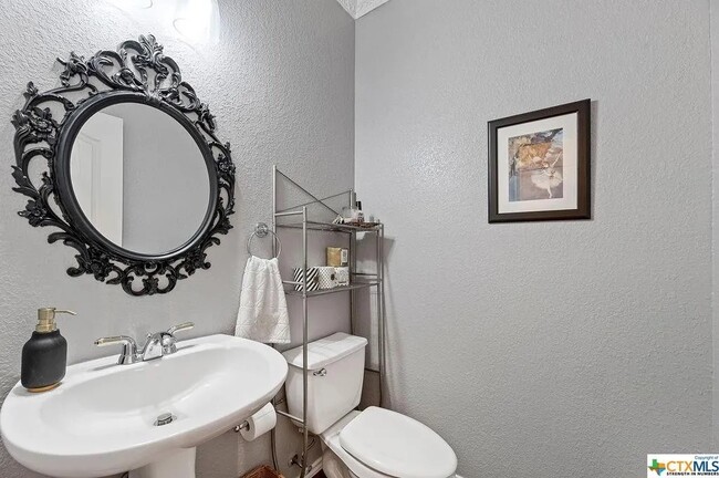 Building Photo - 1903 High Ridge Trail