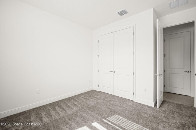 Building Photo - 6185 Moonrise Dr