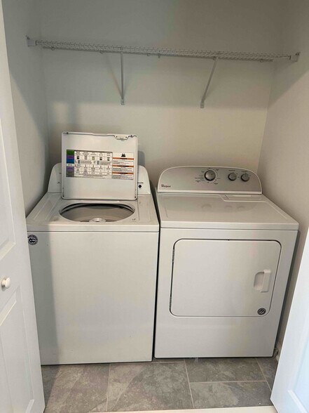 Building Photo - 3141 Laurent Lp