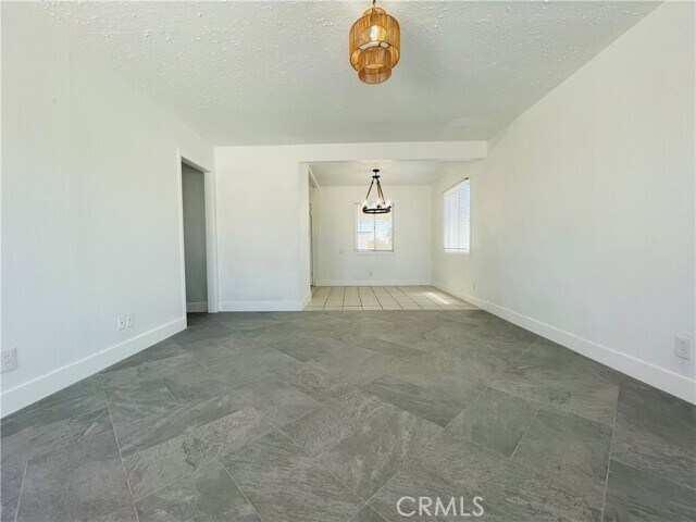 Building Photo - 5619 Daisy Ave