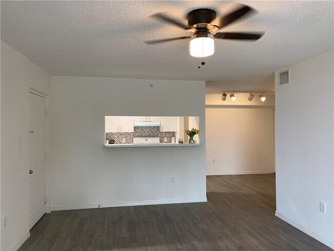 Building Photo - 12112 St.Andrews Pl