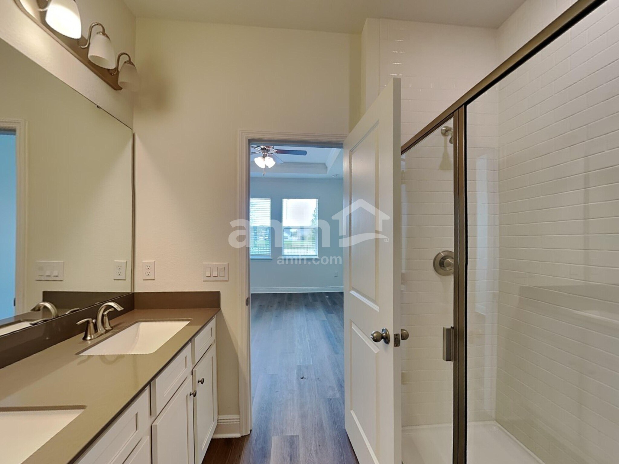 Building Photo - 1035 Heavenly Dr