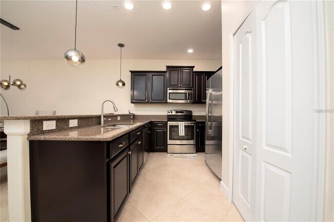 Building Photo - 1225 Long Cove Loop