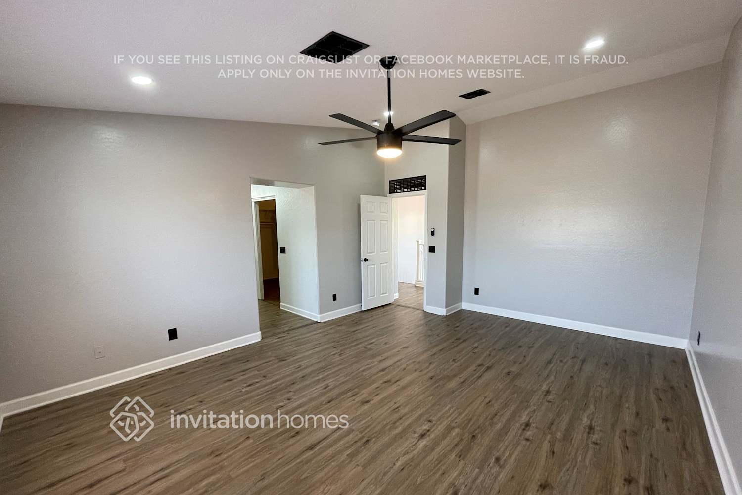 Building Photo - 7415 W Forest Grove Ave