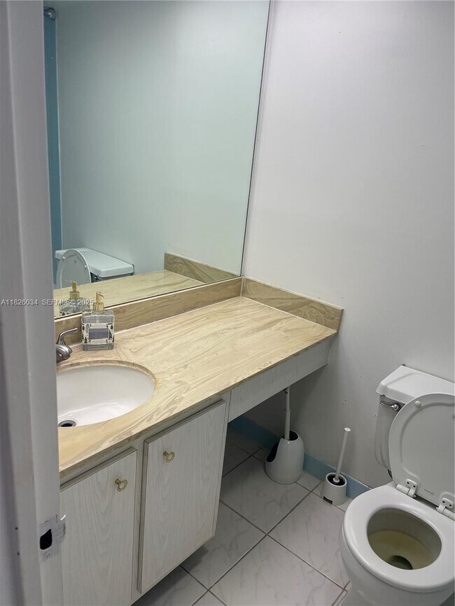 Building Photo - 251 174th St