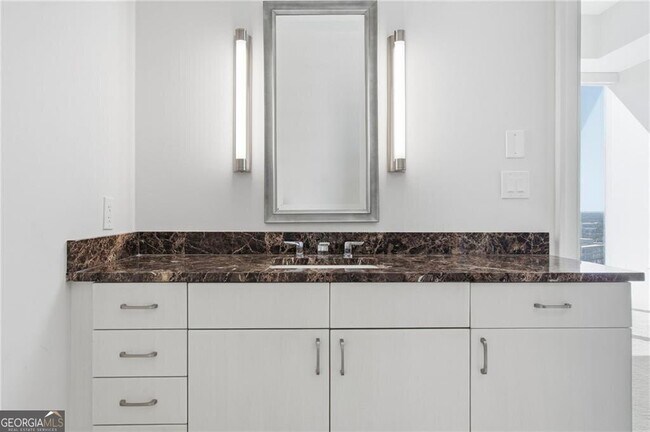 Building Photo - 1065 Peachtree St NE