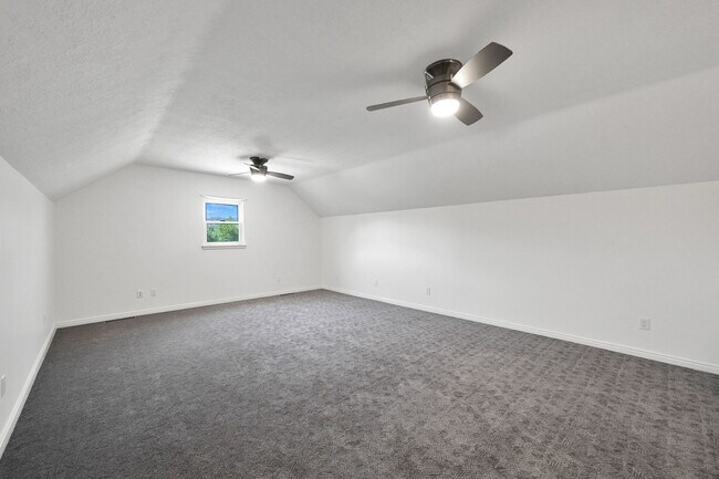 Building Photo - 5108 E Wolf Rdg Cir