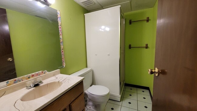 Building Photo - 4 bedroom 2 bath home in great SW location!