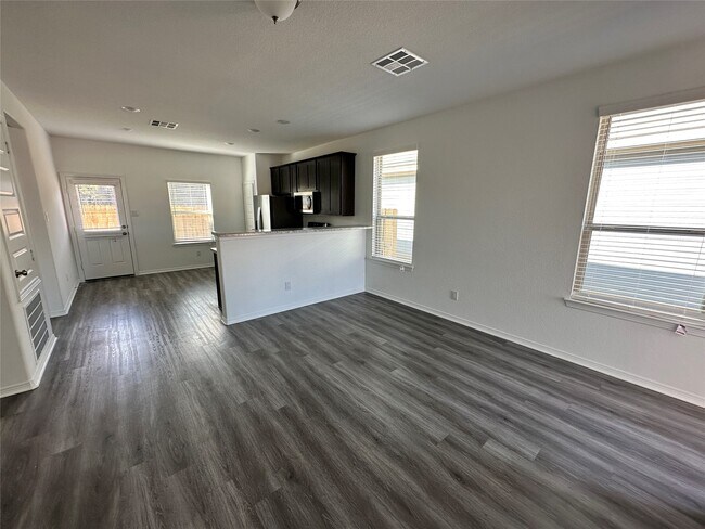 Building Photo - 16662 Moss Ln