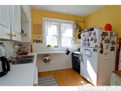 Kitchen - 4312 Colfax Avenue South