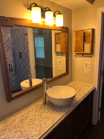 Building Photo - 1488 Piedmont Rd