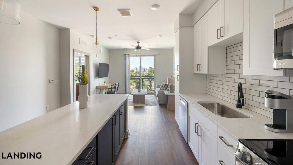 Building Photo - 1310 Hillside Ave