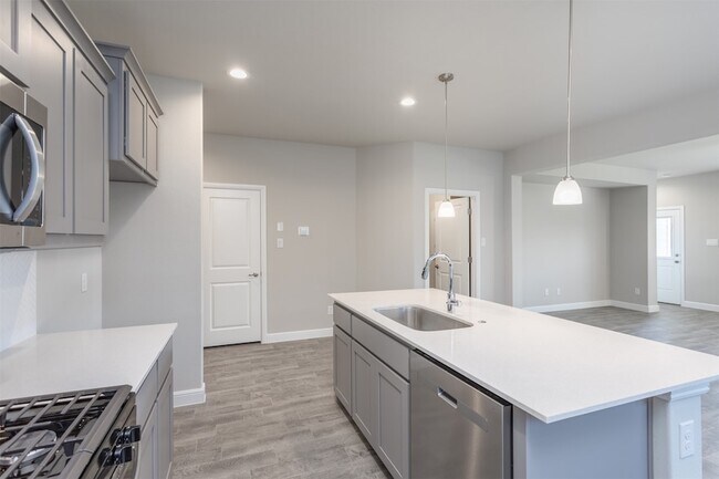 Building Photo - 14621 Bootes Dr