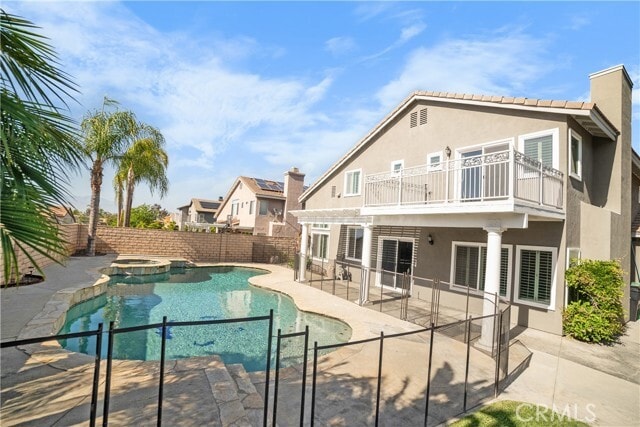 Building Photo - 2938 S Buena Vista Ave
