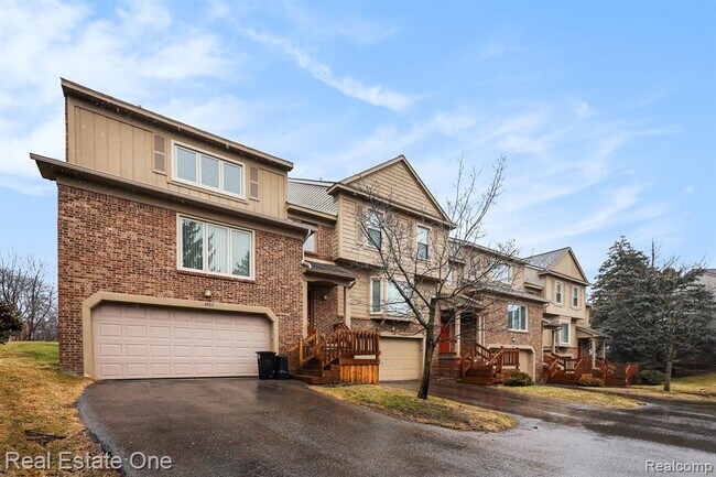 Building Photo - 4222 Breckenridge Dr