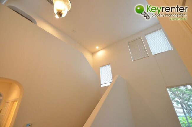 Building Photo - 3157 Lea Sterling Way