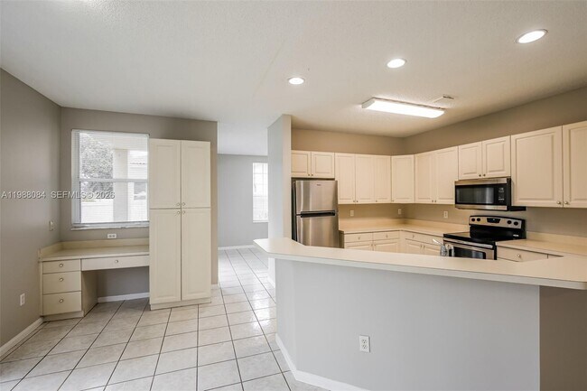 Building Photo - 1436 NW 159th Ln