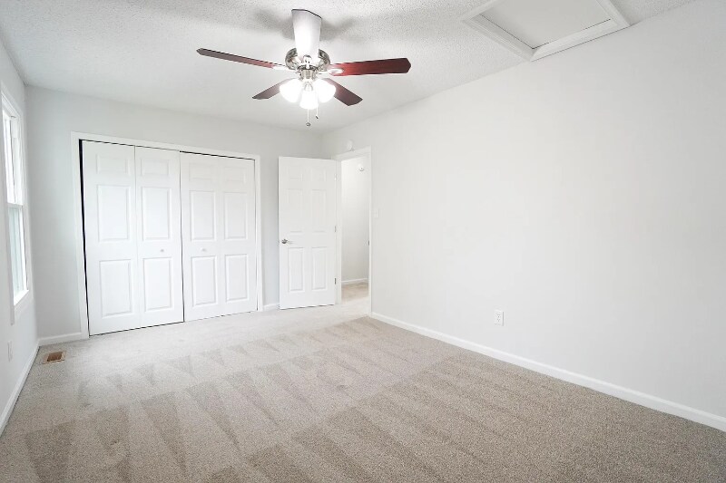 Building Photo - 5234 Johnstown Ln