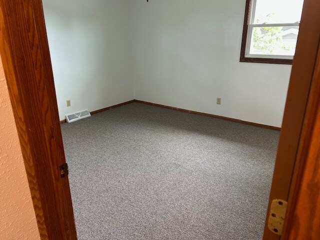 Building Photo - 7952 Daniel Ct