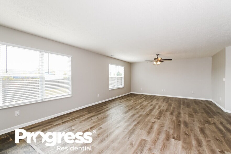 Building Photo - 7645 Boleru Dr