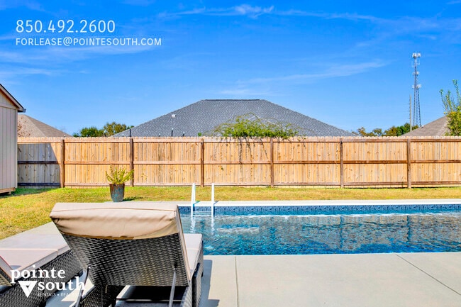 Building Photo - 33633 Field Stone Ln