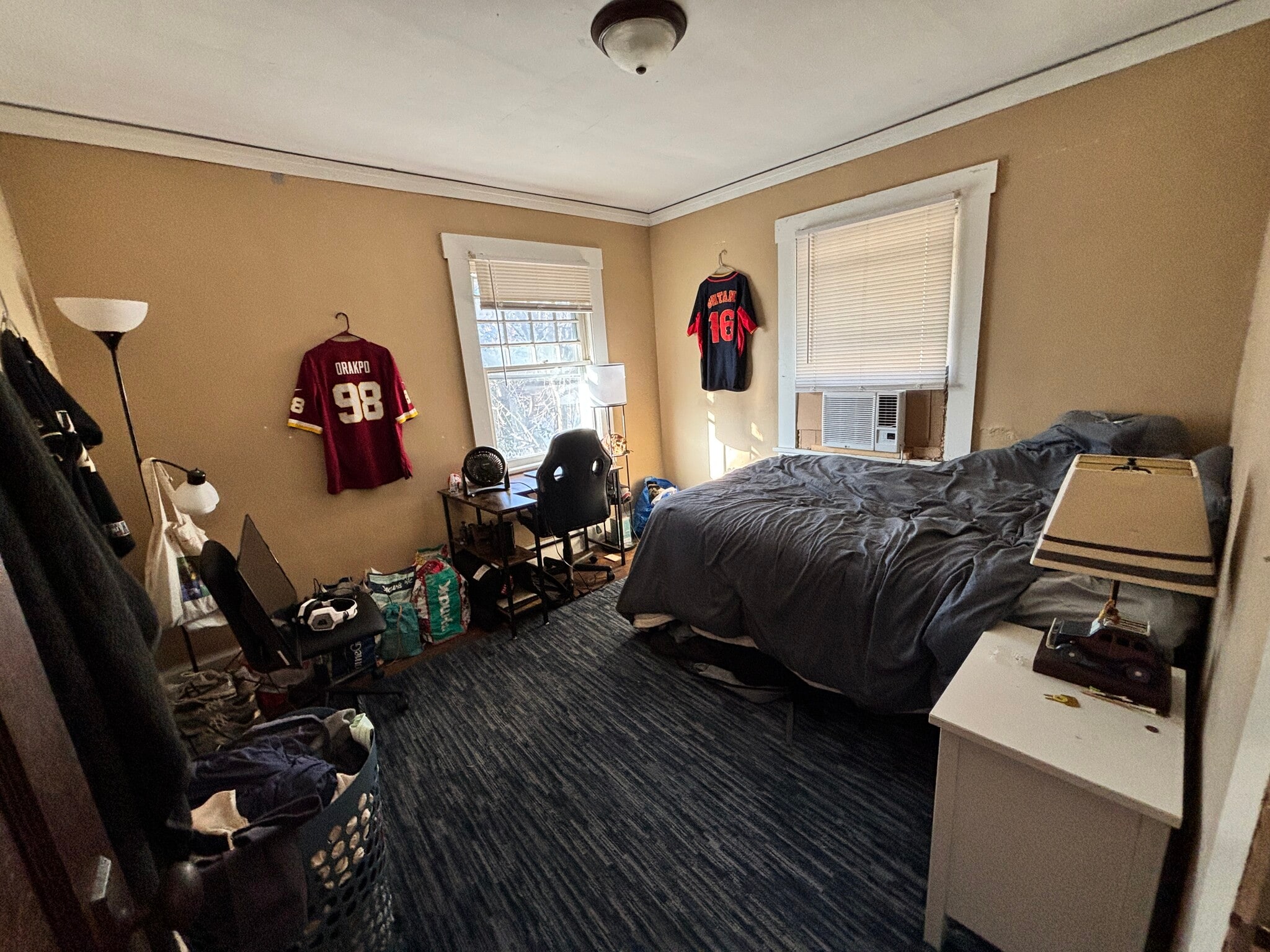 Building Photo - 405 N Salisbury St